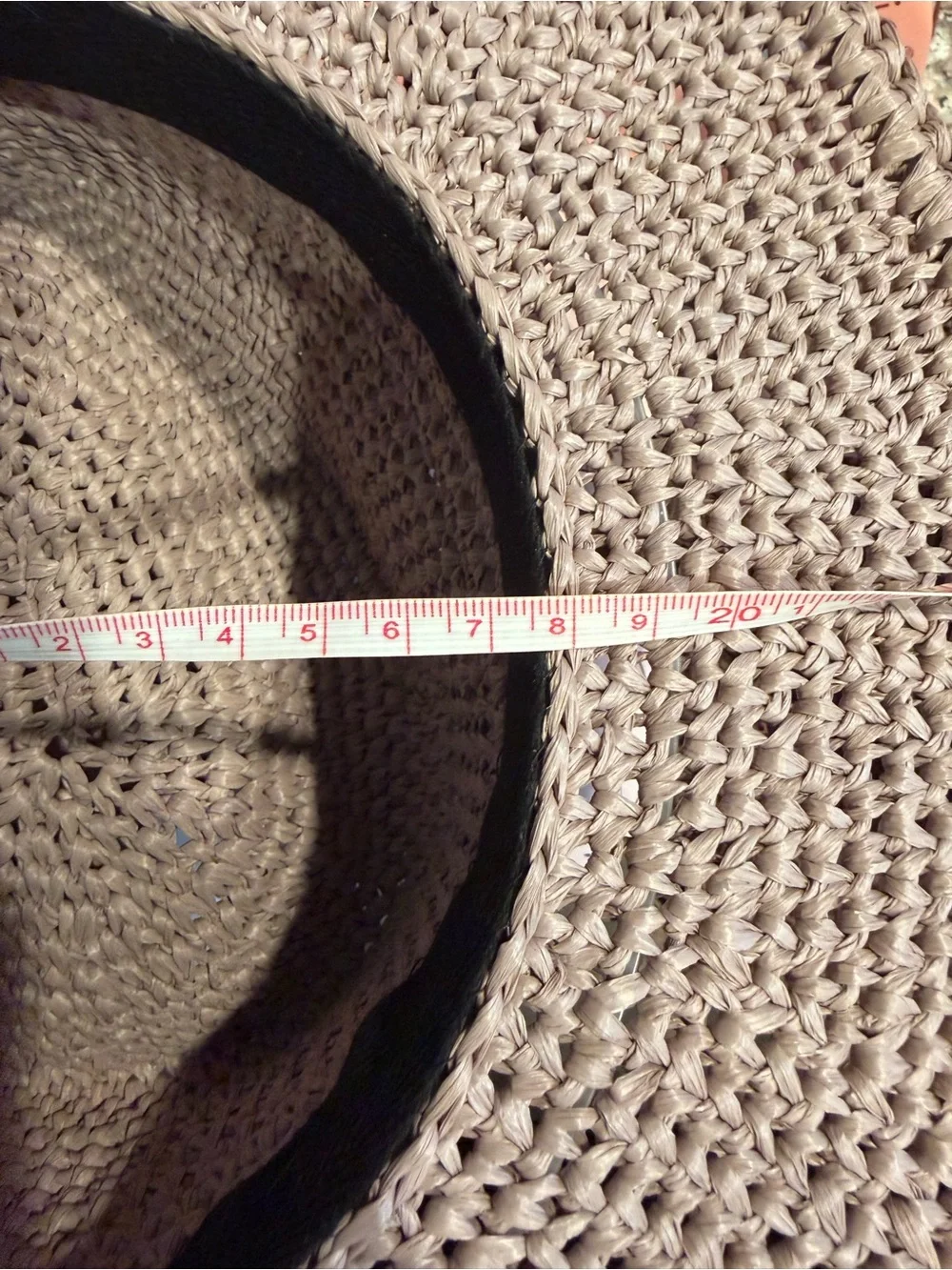 HANDMADE WOMENS STRAW WOVEN FEDORA HAT, SIZE SMALL, TAUPE